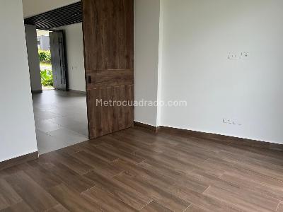 Casa de 3 alcobas en venta en Cerritos, Pereira, 1500 m² · foto 3 de 18