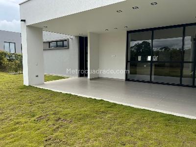 Casa de 3 alcobas en venta en Cerritos, Pereira, 1500 m² · foto 9 de 18