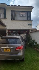 Casa de 4 alcobas en venta en Cedritos Alcala, Bogotá, 180 m² · foto 2 de 20