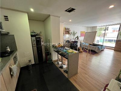 Apartaestudio en venta en La Macarena, Bogotá, 37 m² · foto 4 de 13