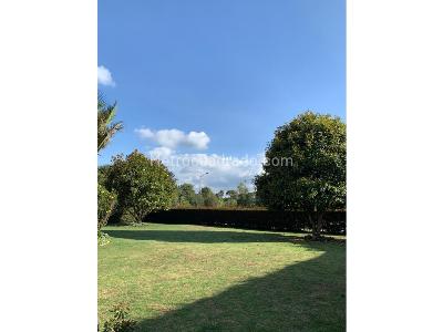 Casa de 4 alcobas en venta en Guaymaral, Bogotá, 300 m² · foto 3 de 13
