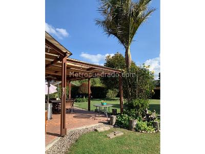 Casa de 4 alcobas en venta en Guaymaral, Bogotá, 300 m² · foto 5 de 13