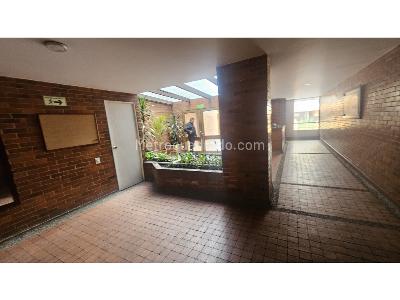 Apartaestudio en venta en Chapinero Alto, Bogotá, 32 m² · foto 9 de 9