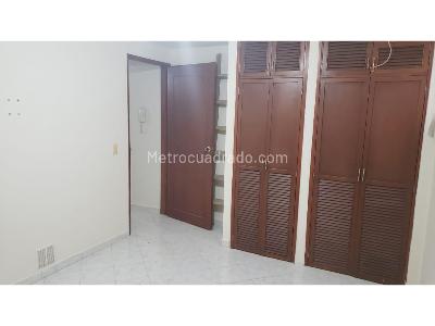 Casa de 5 alcobas en venta en Galerias, Bogotá, 225 m² · foto 12 de 20