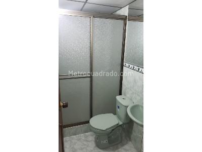 Casa de 5 alcobas en venta en Galerias, Bogotá, 225 m² · foto 19 de 20