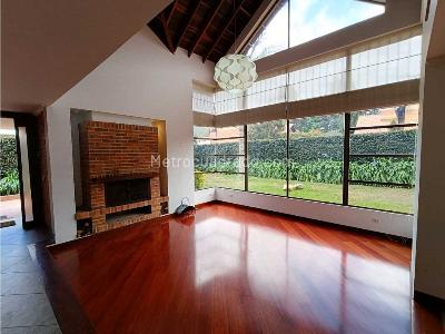 Casa de 3 alcobas en venta en Cundinamarca, Chía, 600 m² · foto 2 de 20