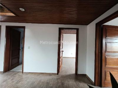 Casa de 4 alcobas en arriendo en Cundinamarca / Chia, Chía, 260 m² · foto 15 de 20