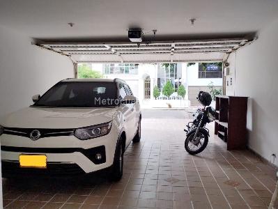 Casa de 4 alcobas en venta en El Ingenio Ii, Cali, 250 m² · foto 3 de 20