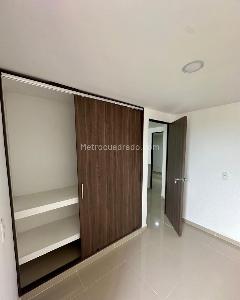 Apartamento de 3 alcobas en venta en Los Guaduales, Cali, 90 m² · foto 11 de 18