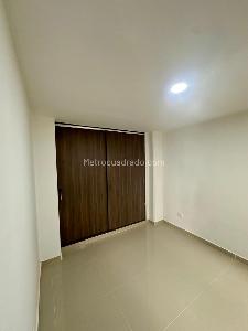 Apartamento de 3 alcobas en venta en Los Guaduales, Cali, 90 m² · foto 8 de 18