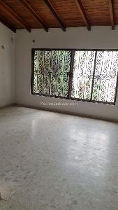 Casa de 5 alcobas en venta en El Ingenio, Cali, 250 m² · foto 8 de 16