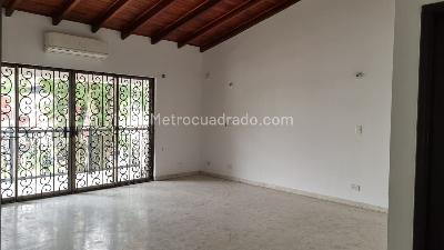 Casa de 5 alcobas en venta en El Ingenio, Cali, 250 m² · foto 9 de 16