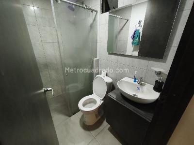 Apartamento de 2 alcobas en venta en Valle Del Lili, Cali, 67 m² · foto 9 de 13
