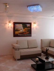 Apartamento de 2 alcobas en venta en Santa Monica, Cali, 75 m² · foto 4 de 19