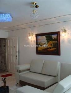 Apartamento de 2 alcobas en venta en Santa Monica, Cali, 75 m² · foto 5 de 19