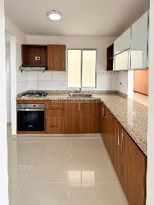 Apartamento de 2 alcobas en venta en Bochalema, Cali, 85 m² · foto 3 de 12