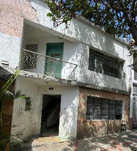 Casa de 5 alcobas en venta en Galan, Bucaramanga, 266 m² · foto 2 de 17
