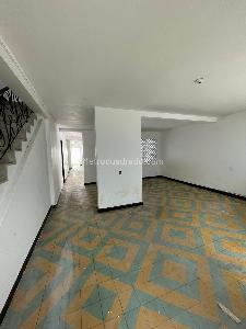 Casa de 5 alcobas en venta en Galan, Bucaramanga, 266 m² · foto 5 de 17