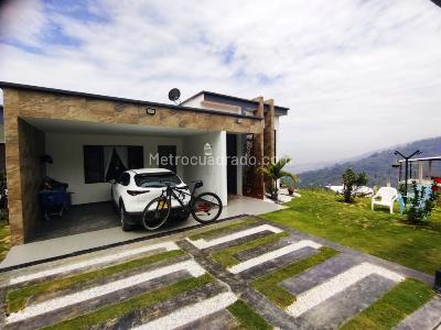 Casa de 3 alcobas en venta en Villa Guadalquivir, Floridablanca, 220 m² · foto 5 de 20