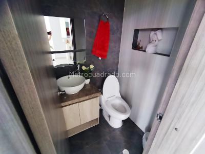 Casa de 3 alcobas en venta en Villa Guadalquivir, Floridablanca, 220 m² · foto 9 de 20