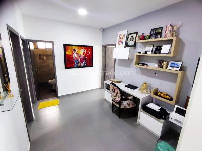 Casa de 3 alcobas en venta en Villa Guadalquivir, Floridablanca, 220 m² · foto 13 de 20
