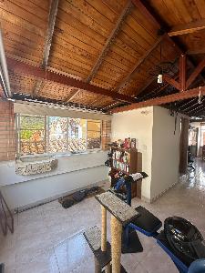 Casa de 5 alcobas en venta en El Cacique, Bucaramanga, 230 m² · foto 17 de 19