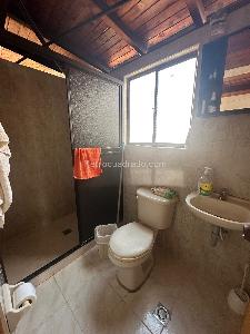 Casa de 5 alcobas en venta en El Cacique, Bucaramanga, 230 m² · foto 18 de 19