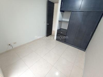 Apartamento de 3 alcobas en venta en Floridablanca, 90 m² · foto 11 de 17