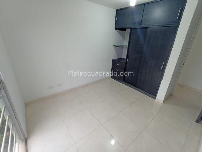 Apartamento de 3 alcobas en venta en Floridablanca, 90 m² · foto 13 de 17