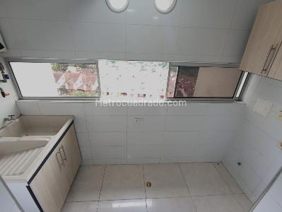 Apartamento de 3 alcobas en venta en Floridablanca, 90 m² · foto 5 de 17