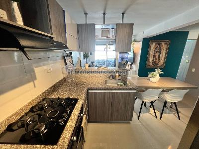 Apartamento de 3 alcobas en venta en Calle 200, Floridablanca, 83 m² · foto 4 de 20