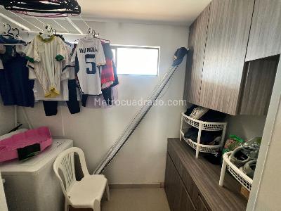Apartamento de 3 alcobas en venta en Calle 200, Floridablanca, 83 m² · foto 7 de 20