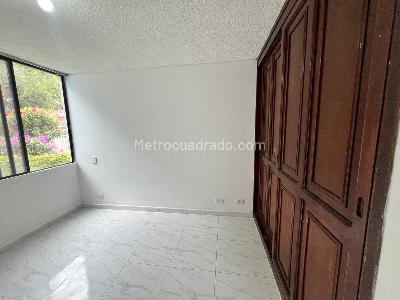 Apartamento en venta en Condado Campestre, Floridablanca · foto 6 de 20