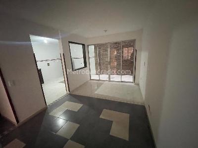 Casa de 4 alcobas en venta en Anillo Vial, Floridablanca, 152 m² · foto 2 de 18