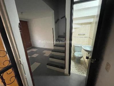 Casa de 4 alcobas en venta en Anillo Vial, Floridablanca, 152 m² · foto 5 de 18