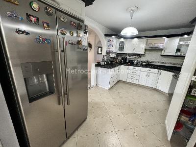Casa de 4 alcobas en venta en Cañaveral, Floridablanca, 307 m² · foto 7 de 20