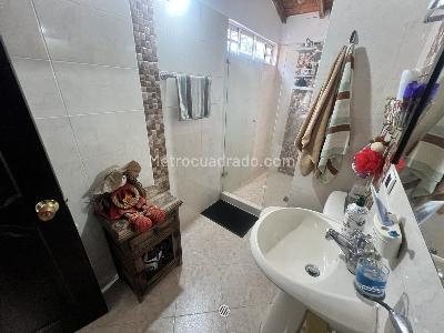 Casa de 4 alcobas en venta en Cañaveral, Floridablanca, 307 m² · foto 11 de 20