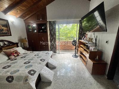 Casa de 4 alcobas en venta en Cañaveral, Floridablanca, 307 m² · foto 15 de 20