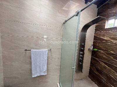 Casa de 4 alcobas en venta en Prados De Cañaveral, Floridablanca, 174 m² · foto 15 de 20