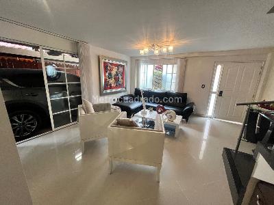 Casa de 4 alcobas en venta en Prados De Cañaveral, Floridablanca, 174 m² · foto 7 de 20