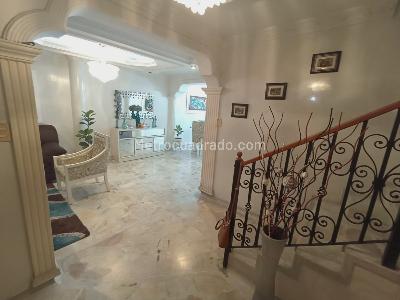 Casa de 5 alcobas en venta en Provenza, Bucaramanga, 341 m² · foto 7 de 20