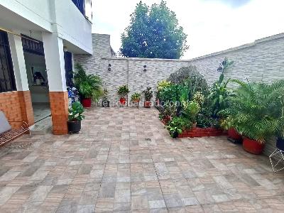 Casa de 5 alcobas en venta en Provenza, Bucaramanga, 341 m² · foto 12 de 20