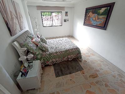 Casa de 5 alcobas en venta en Provenza, Bucaramanga, 341 m² · foto 14 de 20