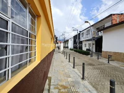 Casa de 5 alcobas en venta en Centro, Bucaramanga, 260 m² · foto 3 de 14