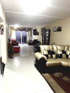 Casa de 4 alcobas en venta en Diamante 2, Bucaramanga, 325 m² · foto 3 de 11