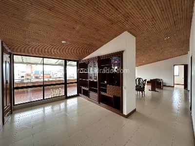 Apartamento de 4 alcobas en venta en Sotomayor, Bucaramanga, 229 m² · foto 4 de 15