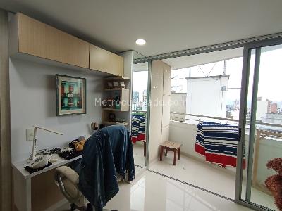 Apartamento de 2 alcobas en venta en Cabecera Del Llano, Bucaramanga, 66 m² · foto 3 de 20