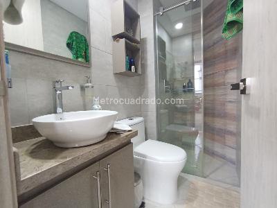 Apartamento de 2 alcobas en venta en Cabecera Del Llano, Bucaramanga, 66 m² · foto 8 de 20