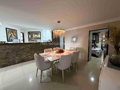 Apartamento de 5 alcobas en venta en Cabecera Del Llano, Bucaramanga, 166 m² · foto 2 de 18