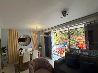 Apartamento de 3 alcobas en venta en Abadia Conj Res Monte Casino, Floridablanca, 75 m² · foto 4 de 13